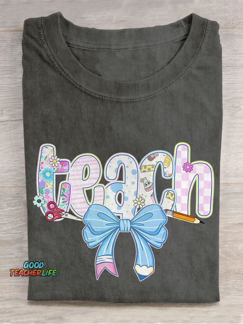 Floral Teacher Cute Spring Teach Trendy Teacher Bow Casual Print T-shirt