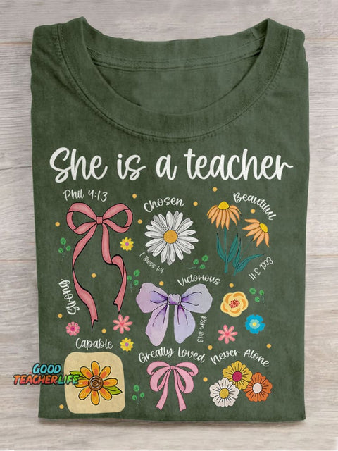 She Is A Teacher Boho Floral Preppy Teacher Casual Print T-shirt
