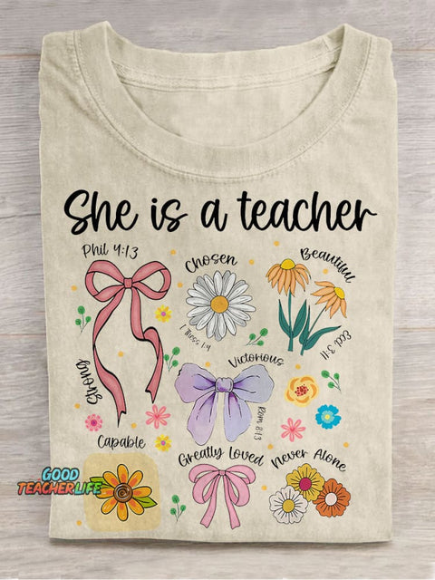 She Is A Teacher Boho Floral Preppy Teacher Casual Print T-shirt