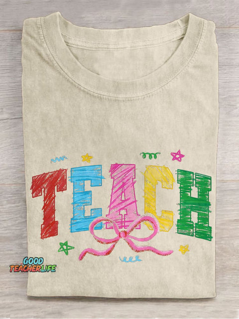 Flirty Teacher Flirty Bowing To Teach Crayon Graffiti Casual Print T-shirt