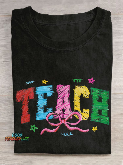 Flirty Teacher Flirty Bowing To Teach Crayon Graffiti Casual Print T-shirt