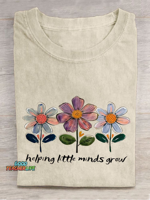 Helping Little Minds Grow Floral Teacher Casual Print T-shirt
