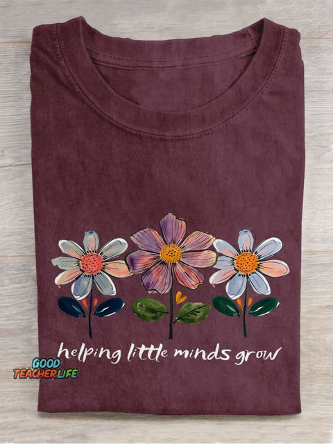 Helping Little Minds Grow Floral Teacher Casual Print T-shirt
