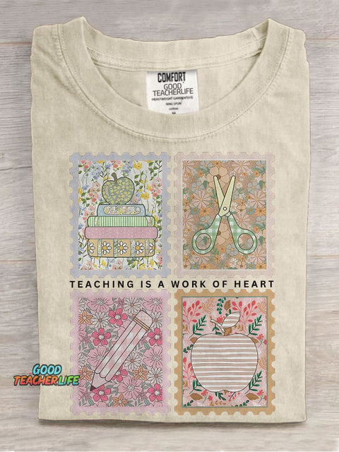 Teaching Is A Work of Heart Stamp Teacher Casual Print T-shirt