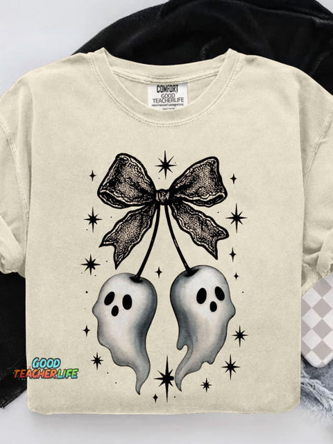 Ghost Bow Cute Halloween Spooky Black Lace Bow with Floating Ghosts and Stars Art Casual Print T-shirt