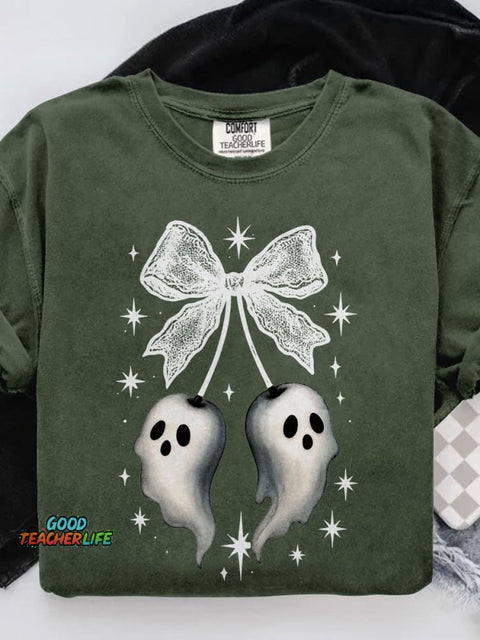 Ghost Bow Cute Halloween Spooky Black Lace Bow with Floating Ghosts and Stars Art Casual Print T-shirt