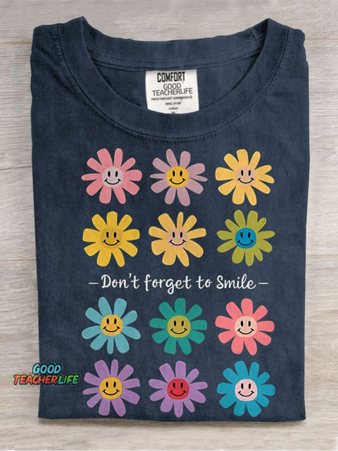 Don't Forget To Smile Teacher Casual Print T-shirt