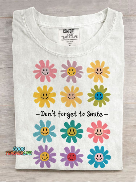 Don't Forget To Smile Teacher Casual Print T-shirt