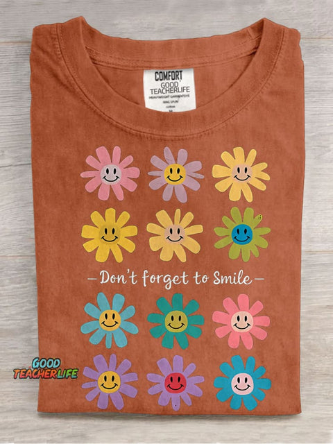 Don't Forget To Smile Teacher Casual Print T-shirt