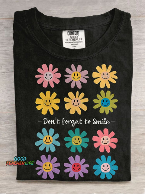 Don't Forget To Smile Teacher Casual Print T-shirt