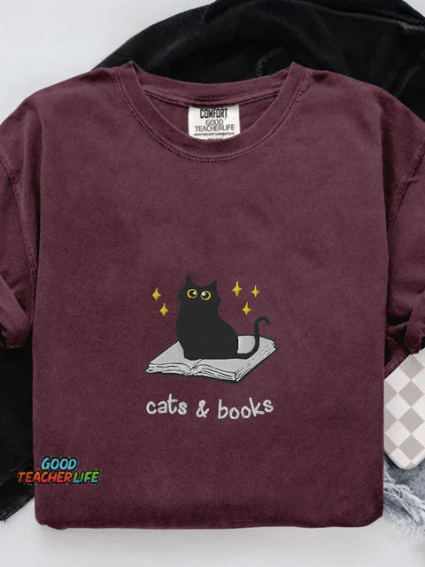 Cats and Books Casual Print T-shirt