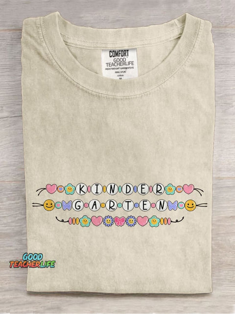 Kindergarten Crew Friendship Bracelet Teacher Casual Print T-shirt