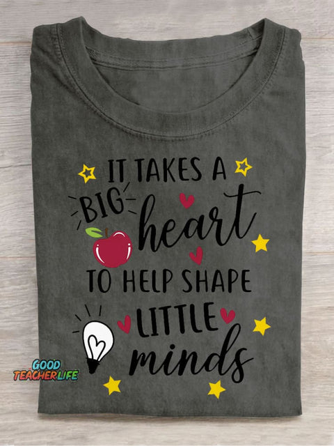 Minds Decorative Pattern T-shirt
