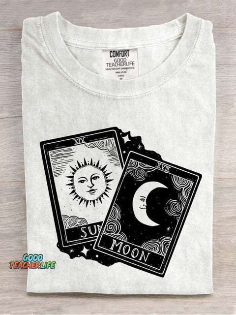 Tarot Raised Eyes Republic Moon Card Decorative Pattern T-shirt