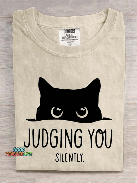 Cat Judging You Decorative Pattern T-shirt