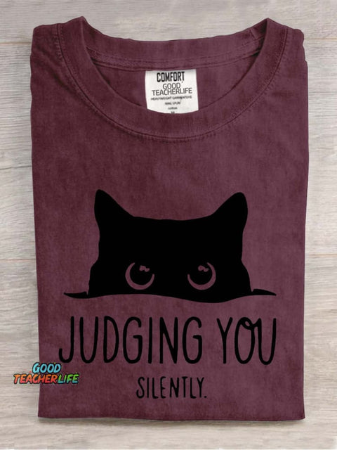 Cat Judging You Decorative Pattern T-shirt