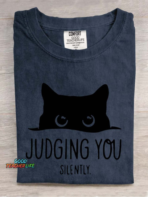 Cat Judging You Decorative Pattern T-shirt
