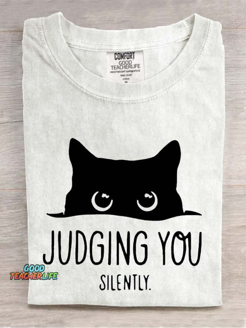Cat Judging You Decorative Pattern T-shirt