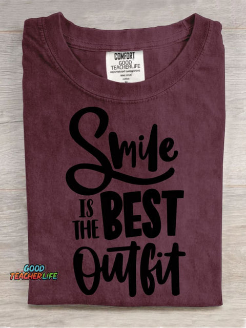 Smile Is The Best Outfit Decorative Pattern T-shirt