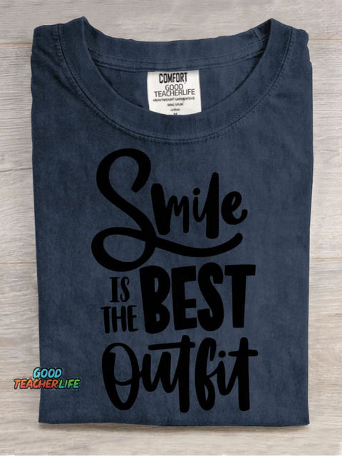 Smile Is The Best Outfit Decorative Pattern T-shirt