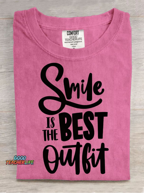 Smile Is The Best Outfit Decorative Pattern T-shirt