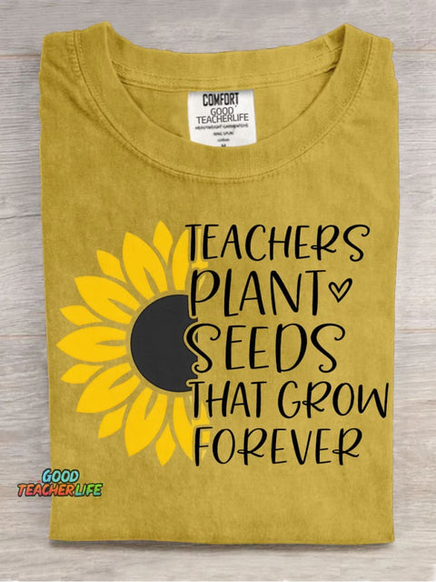 Teacher Plant Seeds That Grow Decorative Pattern T-shirt