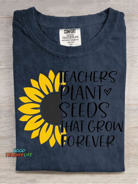 Teacher Plant Seeds That Grow Decorative Pattern T-shirt