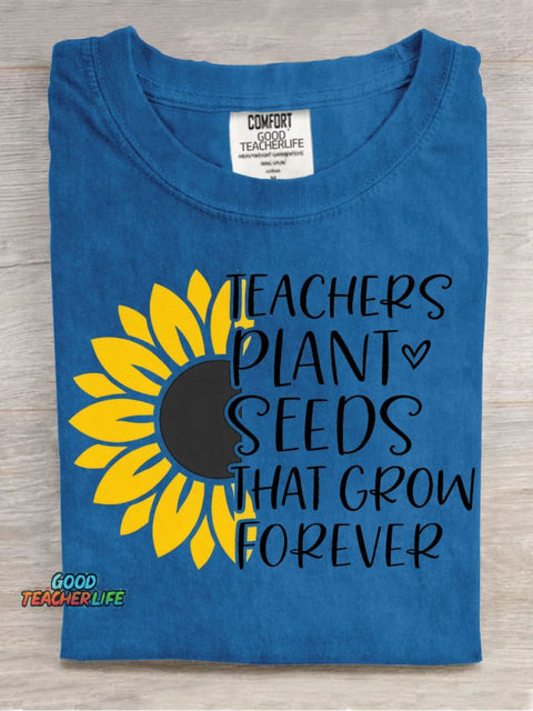 Teacher Plant Seeds That Grow Decorative Pattern T-shirt