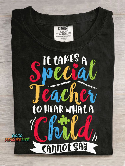 Teacher Hear Decorative Pattern T-shirt