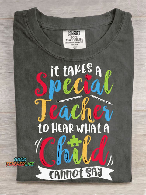 Teacher Hear Decorative Pattern T-shirt