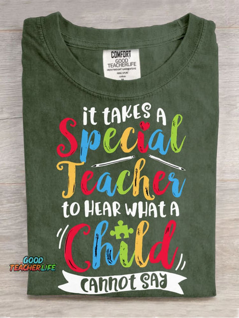 Teacher Hear Decorative Pattern T-shirt