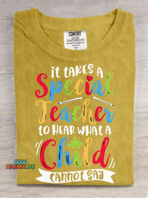 Teacher Hear Decorative Pattern T-shirt