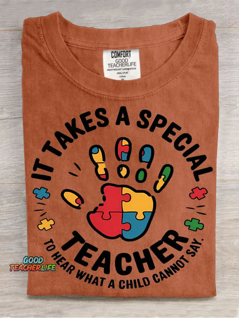 Teacher Hear Decorative Pattern T-shirt