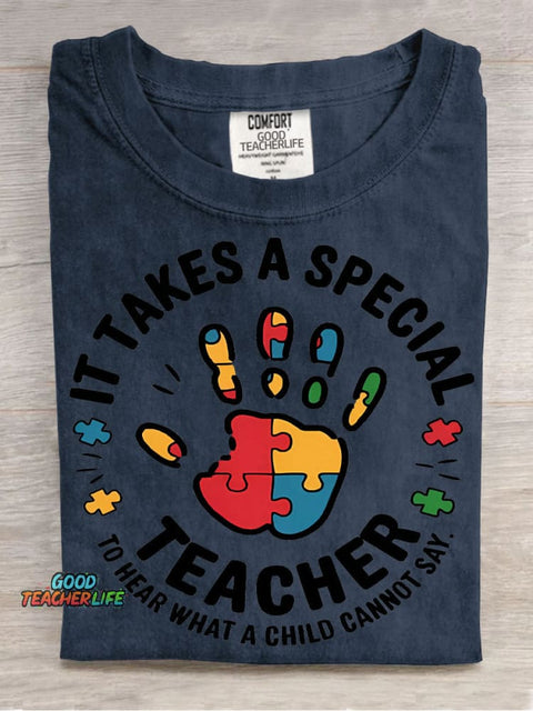 Teacher Hear Decorative Pattern T-shirt