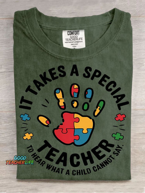 Teacher Hear Decorative Pattern T-shirt
