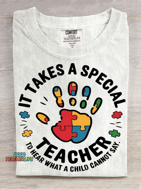 Teacher Hear Decorative Pattern T-shirt