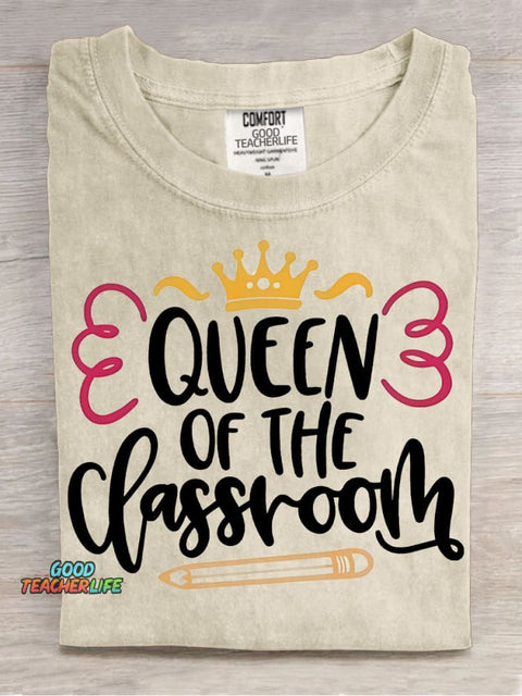 Queen of The Classroom Teacher Pattern T-shirt