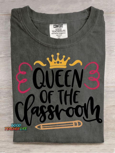 Queen of The Classroom Teacher Pattern T-shirt