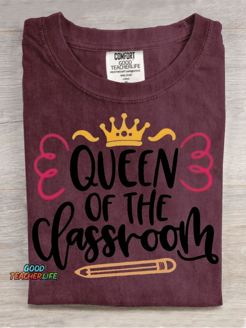 Queen of The Classroom Teacher Pattern T-shirt