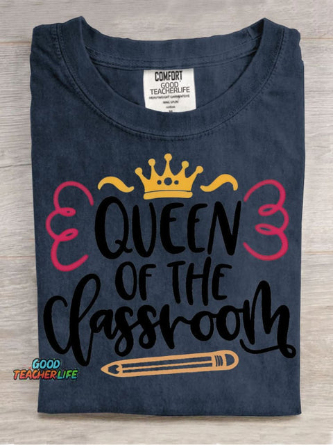 Queen of The Classroom Teacher Pattern T-shirt