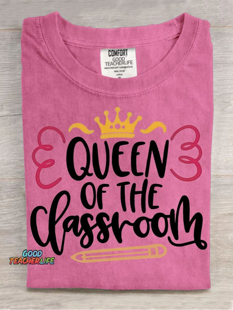 Queen of The Classroom Teacher Pattern T-shirt