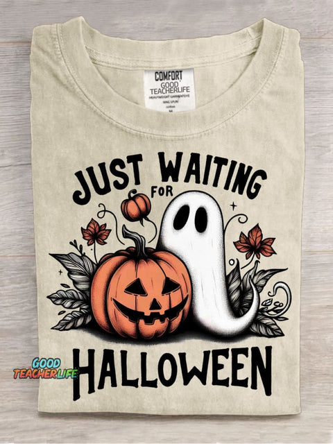 Just Waiting for Halloween Decorative Pattern T-shirt