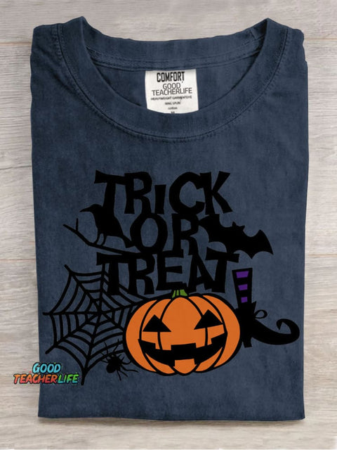 Trick or Treat Halloween Decorative Patterns T-shirt