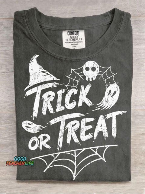 Trick or Treat Halloween Decorative Pattern T-shirt