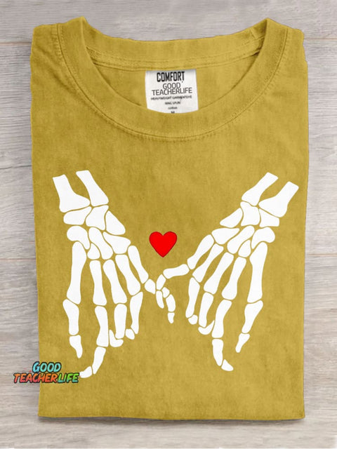 Love and Skulls Decorative Pattern T-shirt