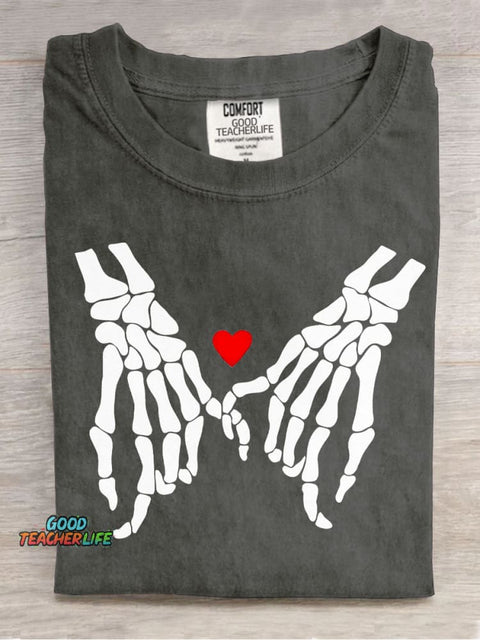 Love and Skulls Decorative Pattern T-shirt