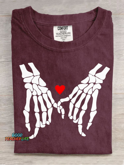 Love and Skulls Decorative Pattern T-shirt