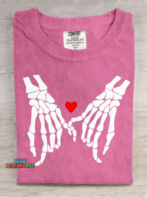 Love and Skulls Decorative Pattern T-shirt