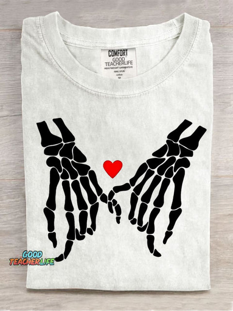 Love and Skulls Decorative Pattern T-shirt