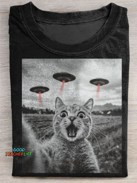 Shocked Cat Selfie UFO Print T-shirt